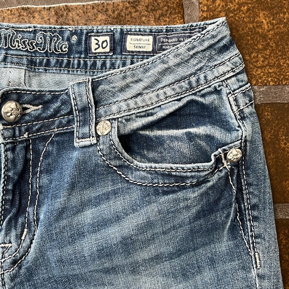 Miss Me Embellished Midrise Signature Skinny Jean - Picture 6 of 14